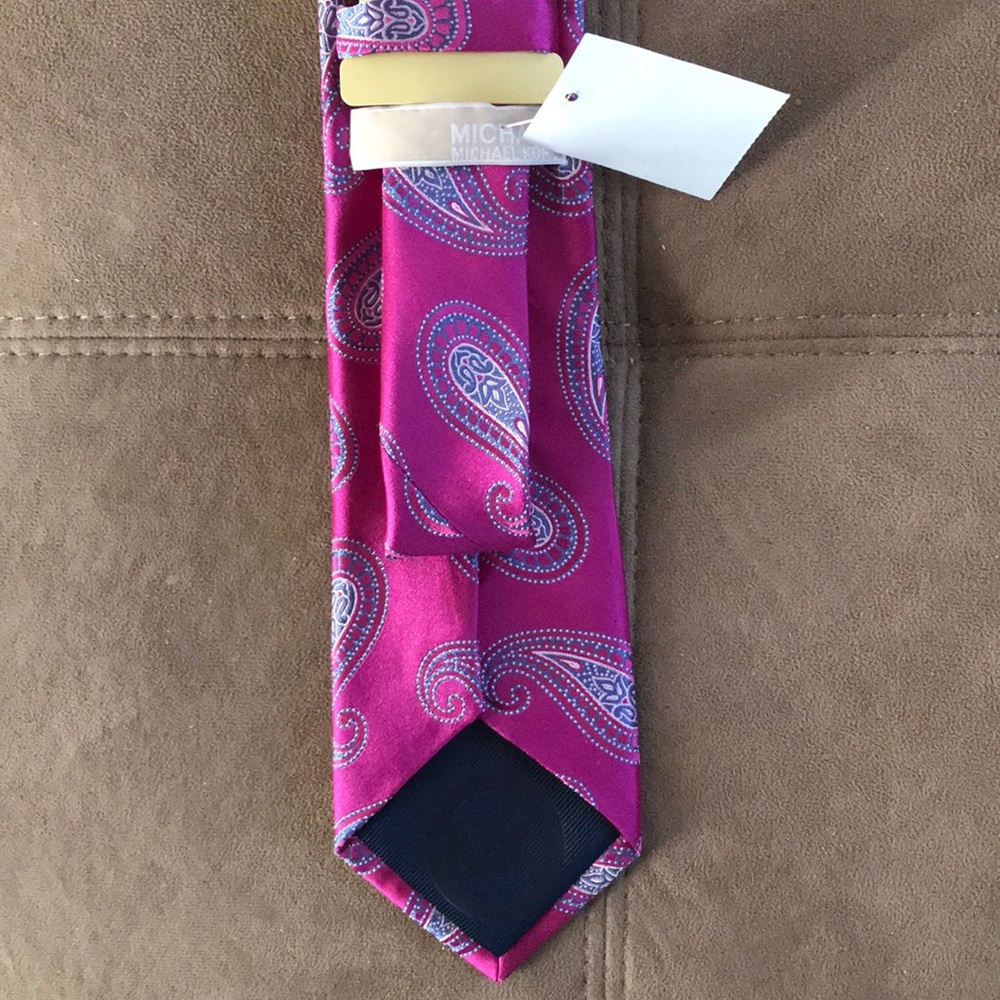 Tie